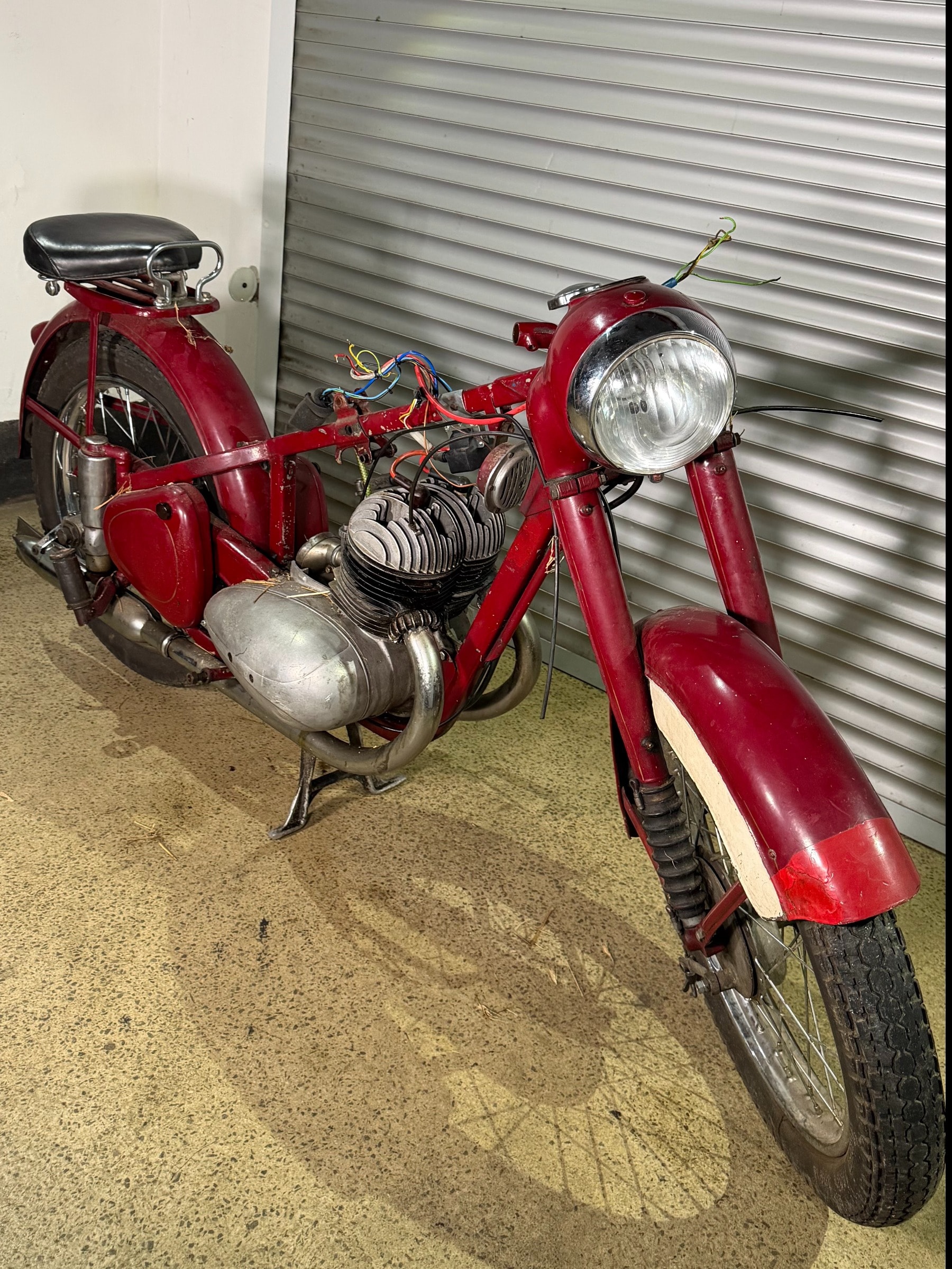 Jawa 350/18 pérák